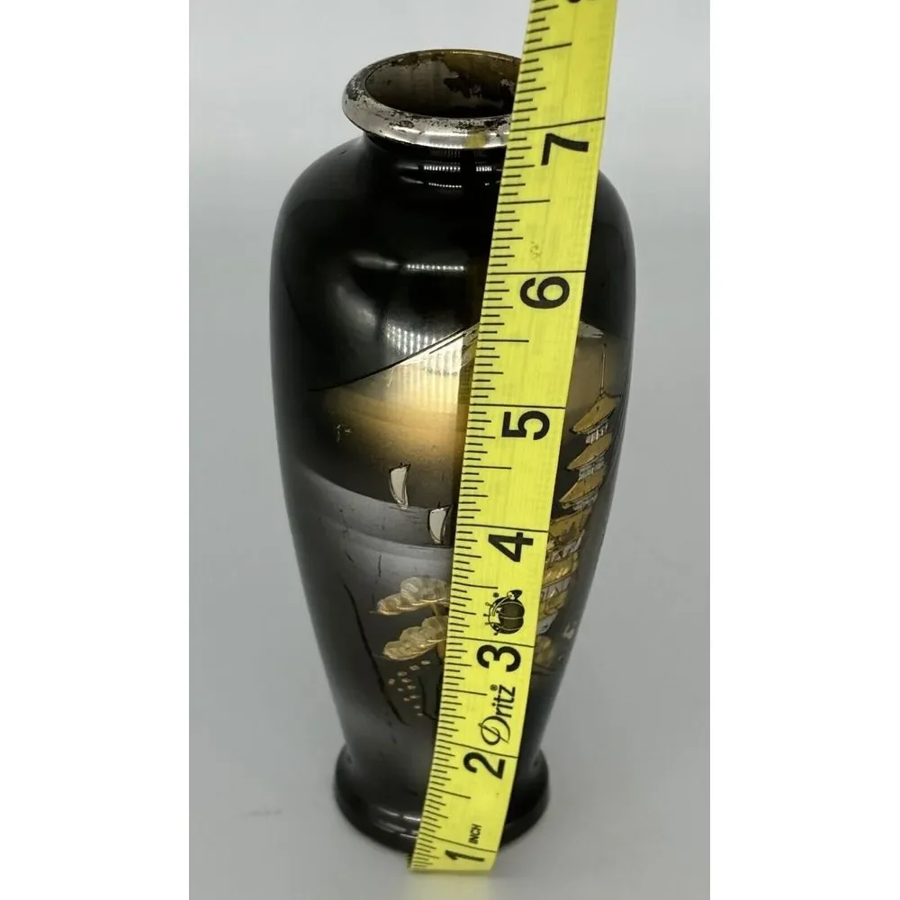 N/A japanese vase